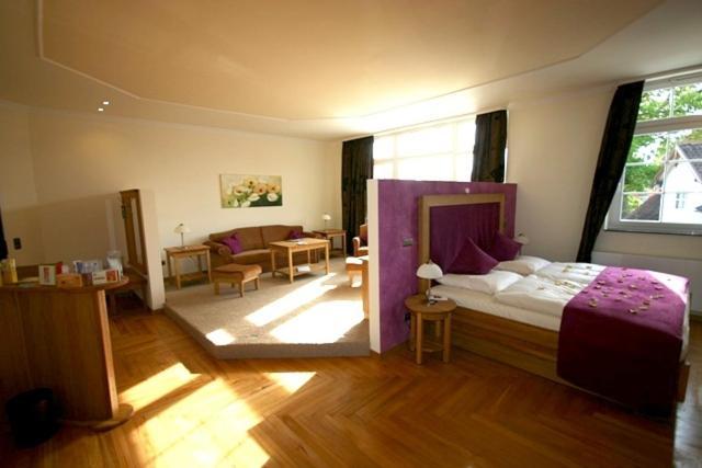 Rueter'S Hotel & Restaurant Salzhausen Rum bild
